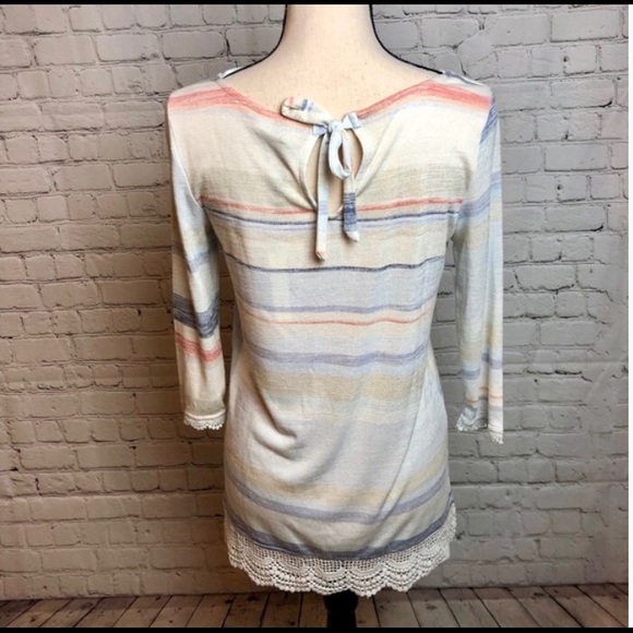 LC Lauren Conrad Lace trimmed too - Picture 2 of 7